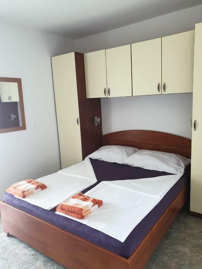 Apartmani Atila Damir Omiš Kültér fotó